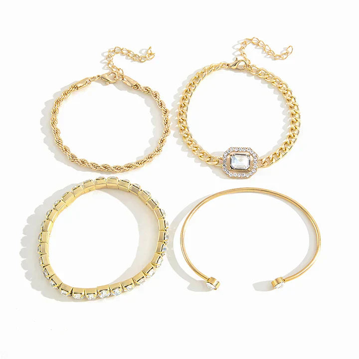 Feline - Goldene Armreif-Kollektion