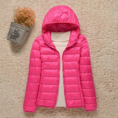 Wasserdichte Winterjacke für Frauen - Ronja in Rosenrot (Met Capuchon)