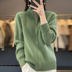 Weiche, bequeme Strickjacke für Frauen - Dagny in Grün