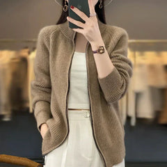 Weiche, bequeme Strickjacke für Frauen - Dagny in Kamel