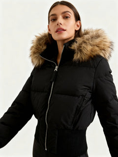 Wiebke | Gesteppte Winterjacke mit Kapuze in Schwarz