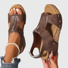 Wilhelmina | Damen Orthopädische Sandalen mit Reißverschluss in Braun