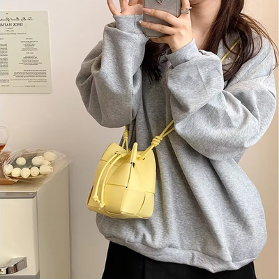 Anikadel - Crossbody Beuteltasche - Geflochtener Stil mit Kordelzug